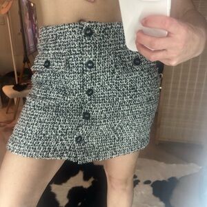 United Colors Of Benetton Black and White Mini Skirt